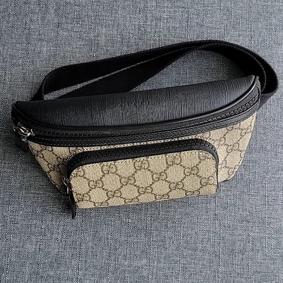 Gucci Supreme Monogram Belt Bag - Picture 2 of 5